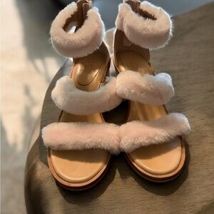 UGG Del Ray Fluff Heels Women's Blush Fur Heeled Sandals shearling size 7